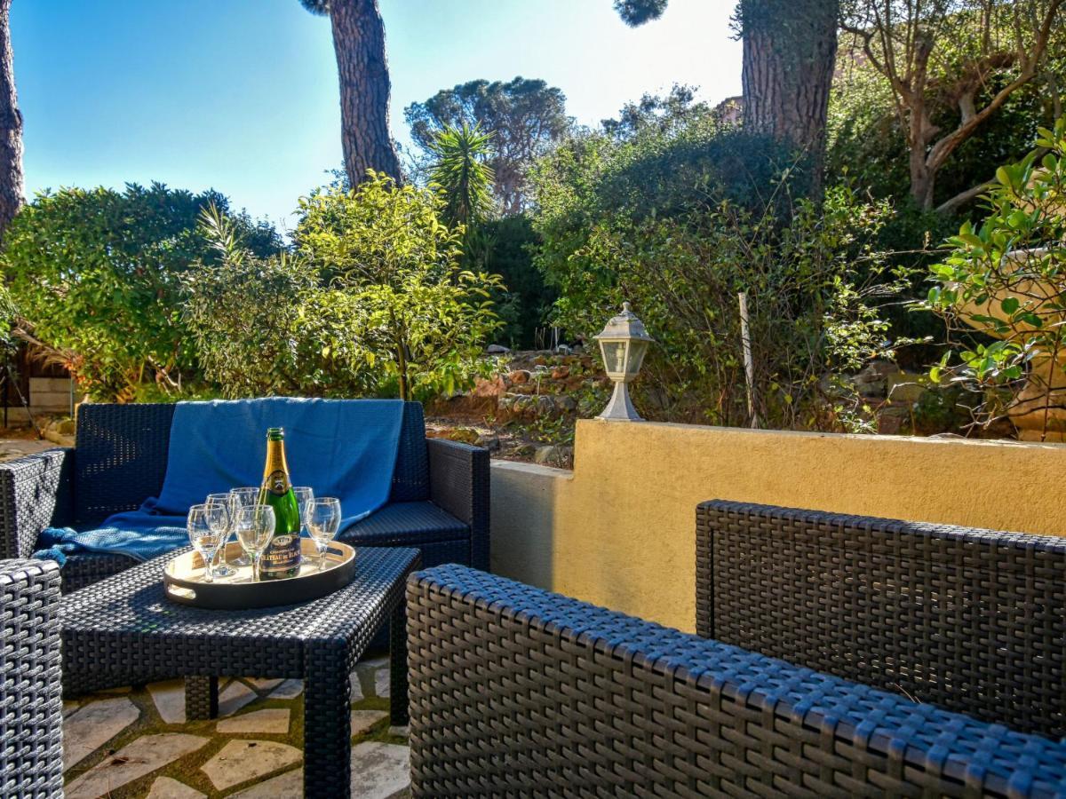 Holiday Le Counillier By Interhome