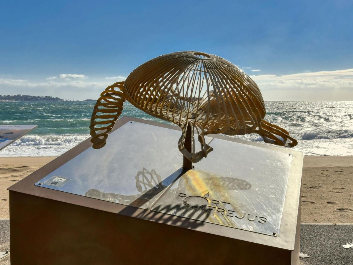 Holiday Le Counillier Hébergement de vacances Fréjus
